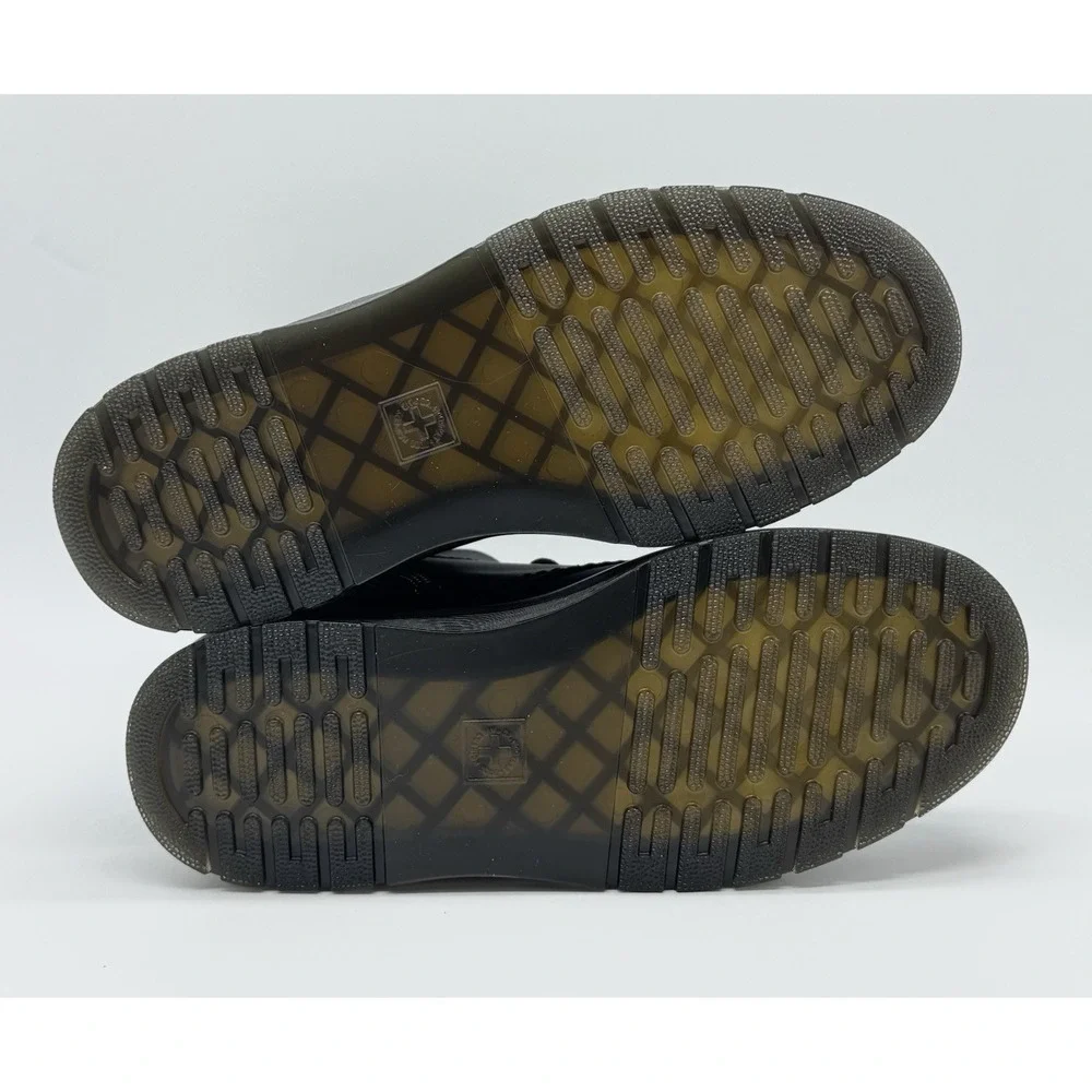 Dr‎ Martens Women's Zavala ALT Black Hydro Leather Boots Size 9 31935001